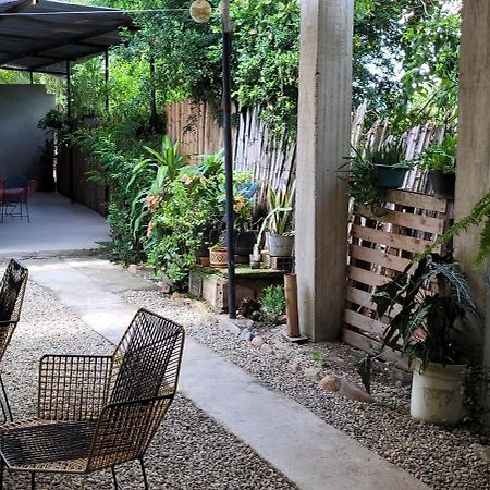 Hostal Villa Del Rio Las Brisas فيلافيجا المظهر الخارجي الصورة