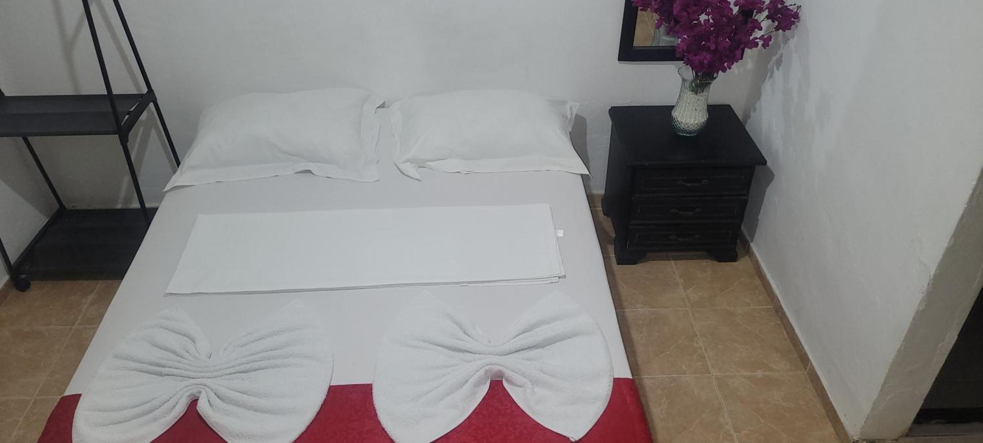 Hostal Villa Del Rio Las Brisas فيلافيجا المظهر الخارجي الصورة