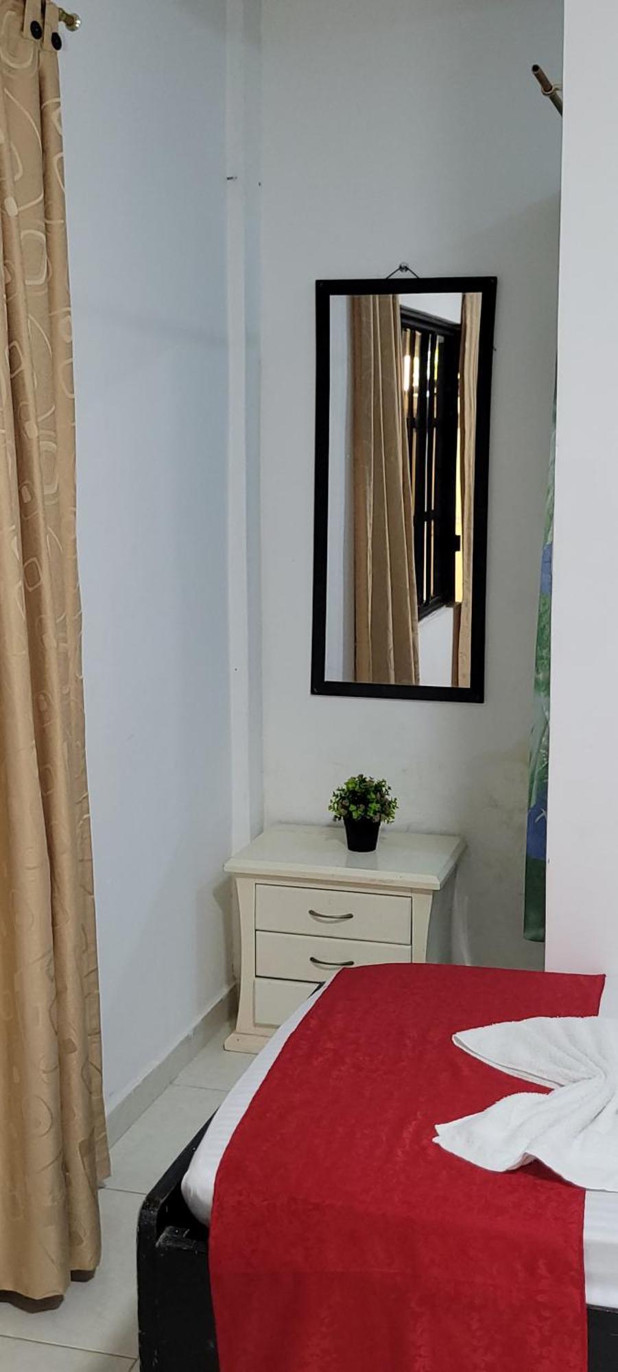 Hostal Villa Del Rio Las Brisas فيلافيجا المظهر الخارجي الصورة