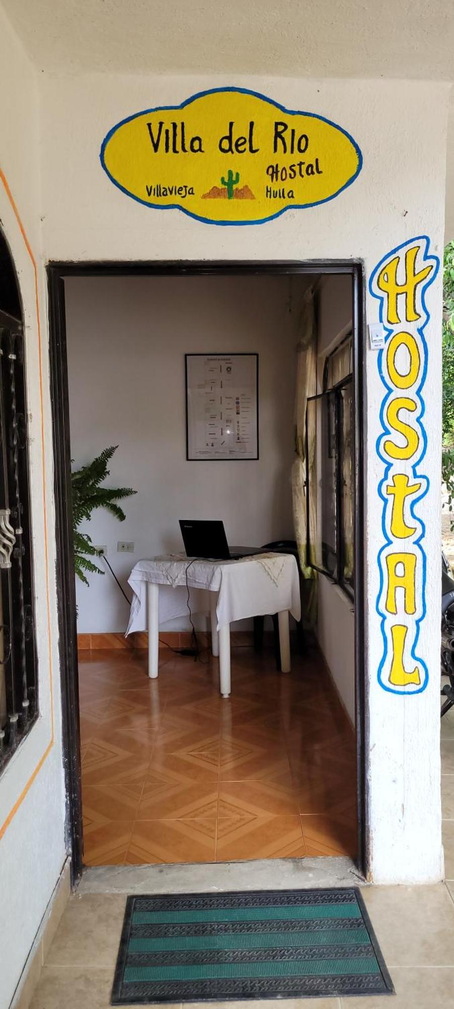 Hostal Villa Del Rio Las Brisas فيلافيجا المظهر الخارجي الصورة